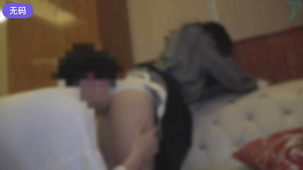 FC2-3173634 【#77】幼い見た目が興奮と性を掻き立てる!華奢で低身長なおまんこは剛毛で吸い付きすごい